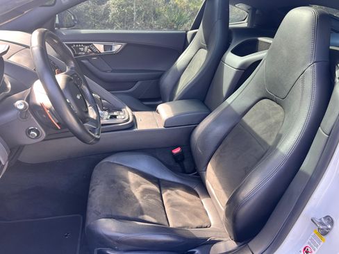 Used 2017 Jaguar F-TYPE S image 12
