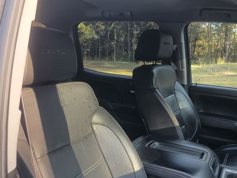 Used 2015 GMC Sierra 2500 Denali w/ Snow Plow Prep Package image 10