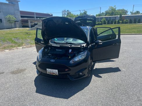 Used 2018 Ford Fiesta ST FWD image 1