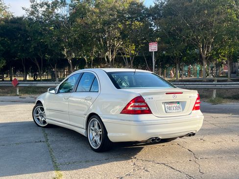 Used 2005 Mercedes-Benz C 55 AMG Sedan image 12