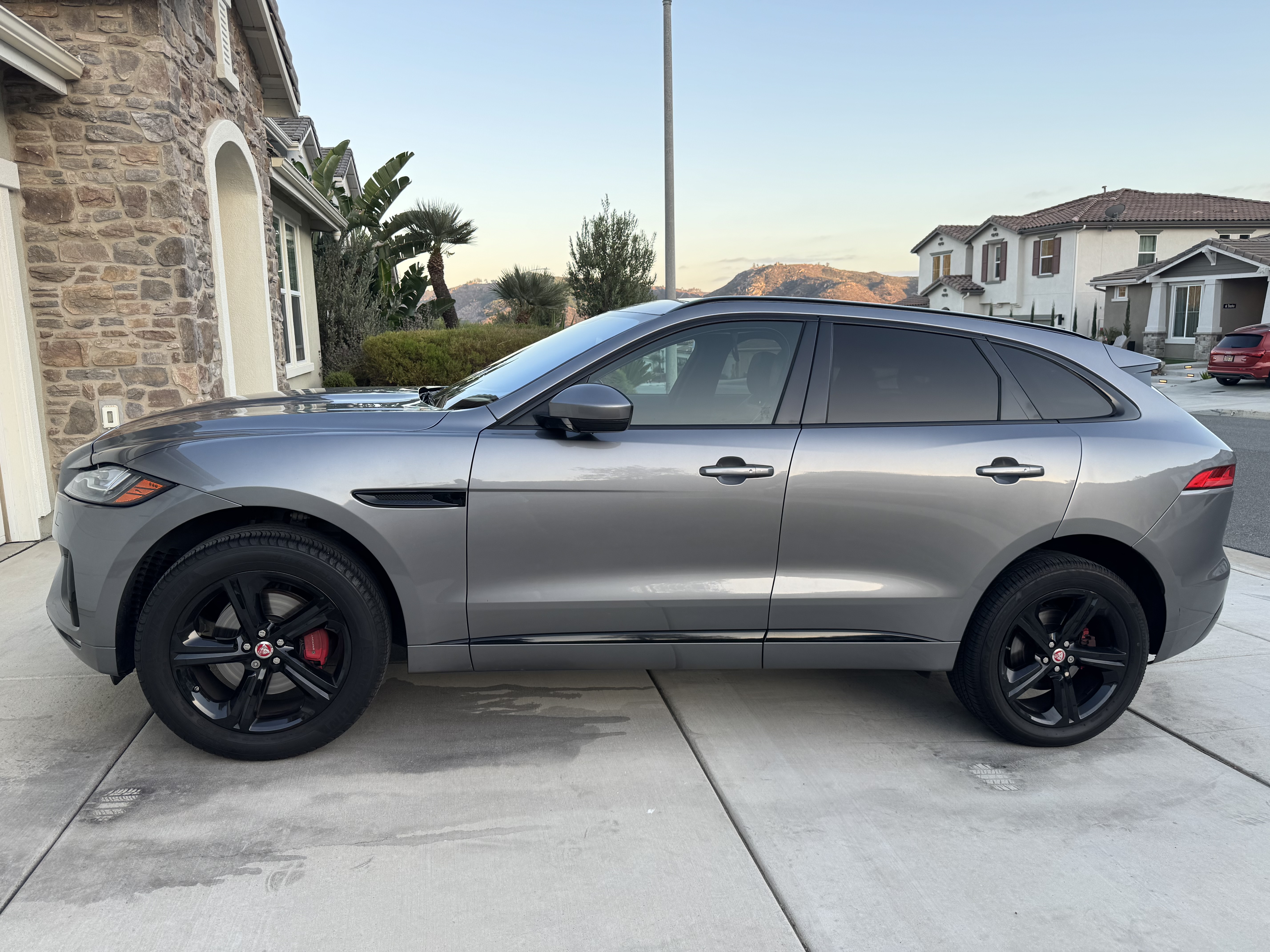 Used 2020 Jaguar F-PACE S AWD/4WD image 10