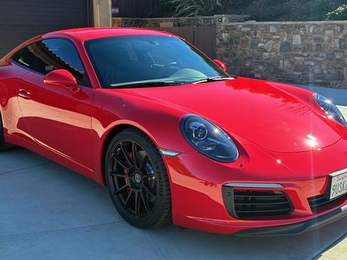 Used 2017 Porsche 911 Carrera image 4