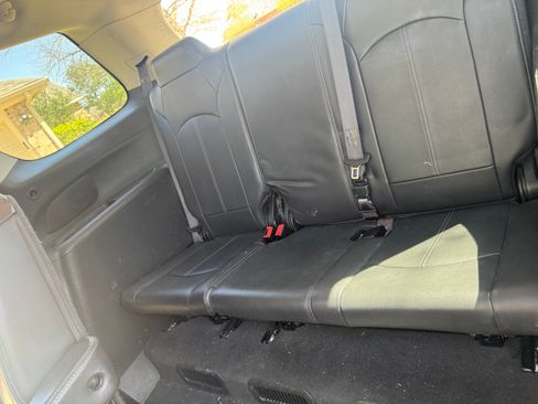 Used 2016 GMC Acadia SLT image 14