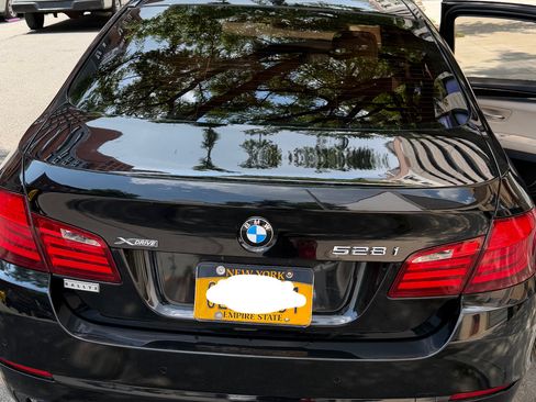 Used 2013 BMW 528i xDrive Sedan AWD/4WD image 5