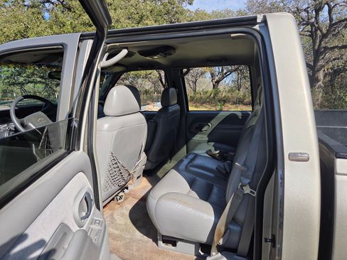 Used 1998 Chevrolet Silverado 3500 4x4 Crew Cab w/ Preferred Equipment Group 3 image 9