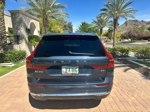 Used 2022 Volvo XC60 B5 Inscription w/ Protection Package image 5