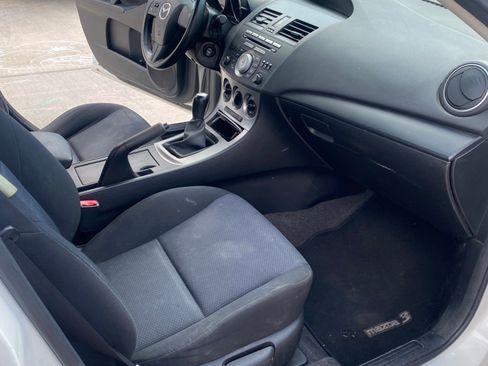 Used 2010 MAZDA MAZDA3 i Sport FWD image 5