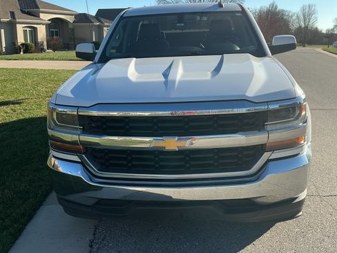 Used 2018 Chevrolet Silverado 1500 LT image 4