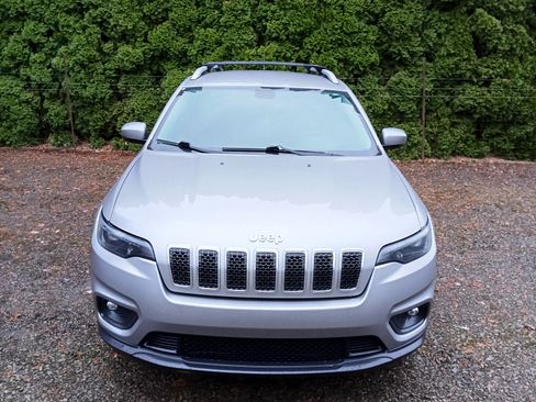 Used 2019 Jeep Cherokee Latitude Plus w/ Cold Weather Group image 1