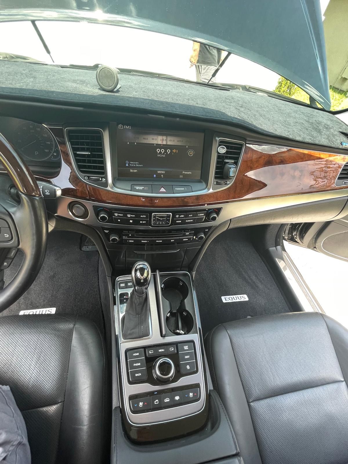 Used 2016 Hyundai Equus Ultimate RWD image 10