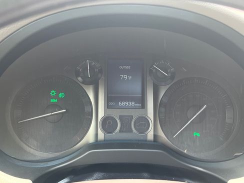 Used 2015 Lexus GX 460 w/ Premium Package image 12