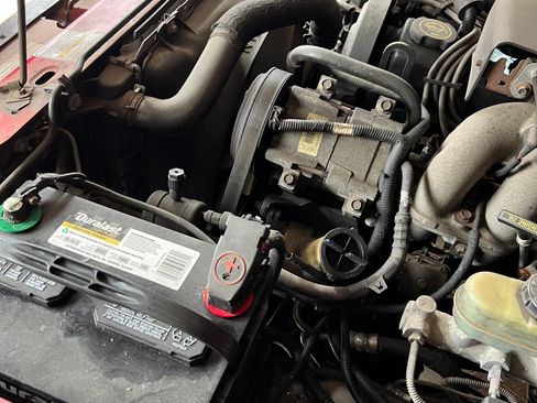 Used 1997 Ford Ranger 2WD Regular Cab image 10