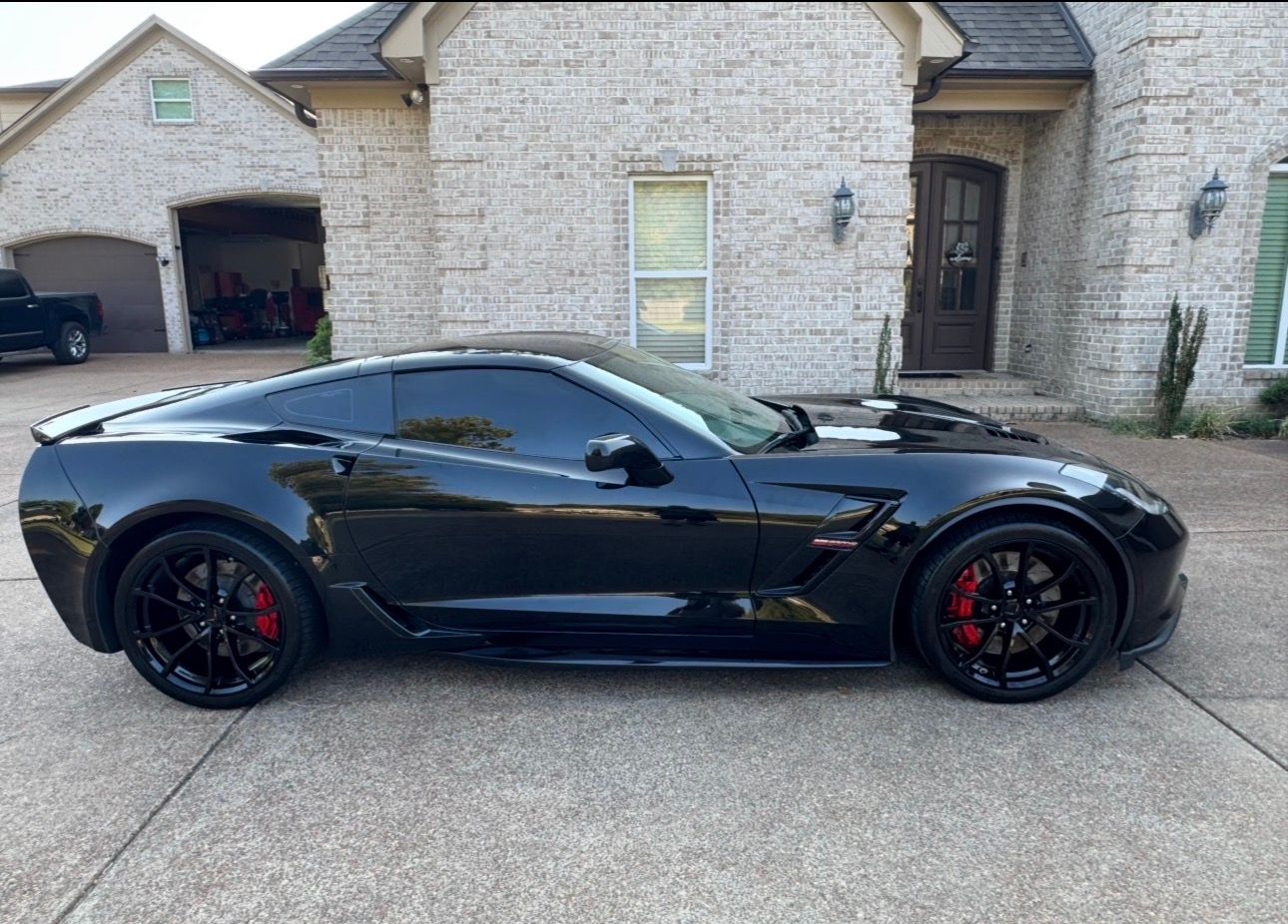 Used 2019 Chevrolet Corvette Grand Sport RWD image 4