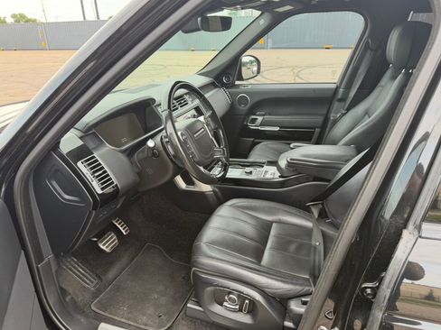 Used 2017 Land Rover Range Rover Long Wheelbase Supercharged image 16