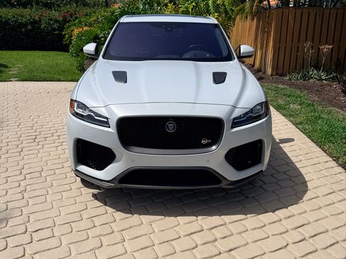 Used 2020 Jaguar F-PACE SVR AWD/4WD image 31