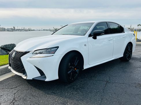 Used 2020 Lexus GS 350 F Sport image 2
