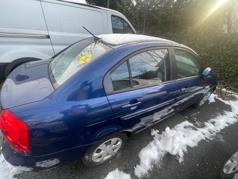Used 2007 Hyundai Accent GLS image 8