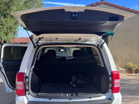 Used 2017 Jeep Patriot Sport w/ Power Value Group image 6