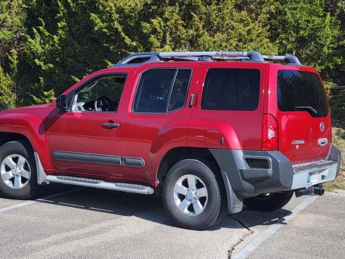 Used 2011 Nissan Xterra S w/ 4X4 Value Package image 1