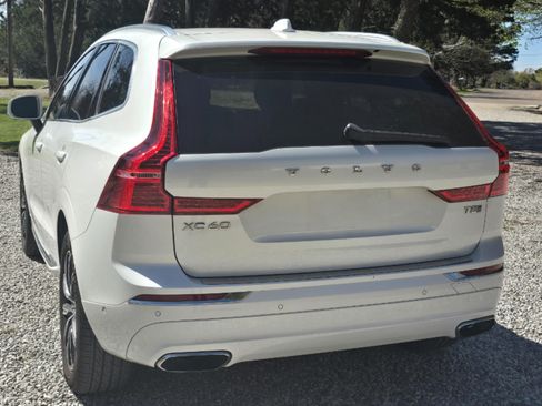 Used 2019 Volvo XC60 T5 Inscription w/ Protection Package Premier image 5