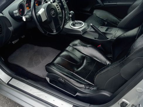 Used 2003 Nissan 350Z Touring image 9