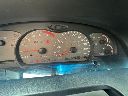 Used 2004 Toyota Sequoia SR5 image 6