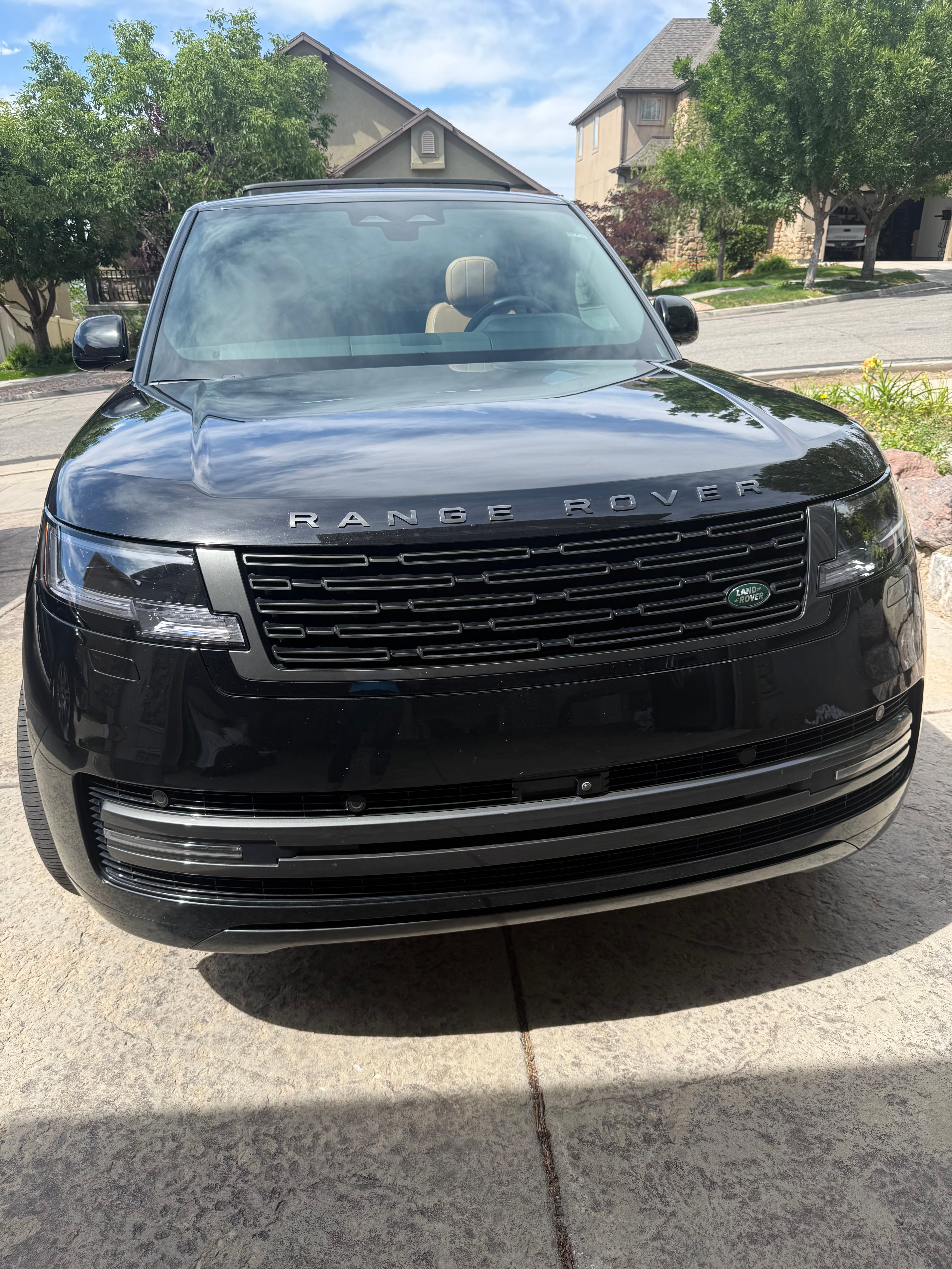 Used 2024 Land Rover Range Rover SE AWD/4WD image 12
