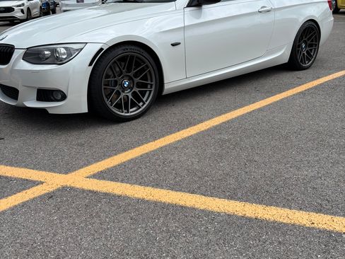 Used 2013 BMW 335i 335i Convertible 2D image 9