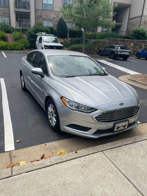 Used 2018 Ford Fusion S FWD image 1