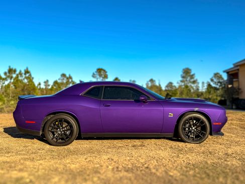 Used 2023 Dodge Challenger R/T Scat Pack image 8