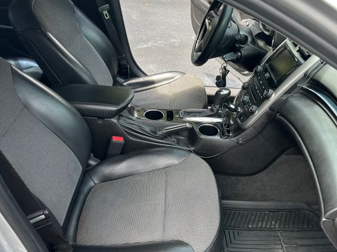 Used 2015 Chevrolet Malibu LT FWD image 20