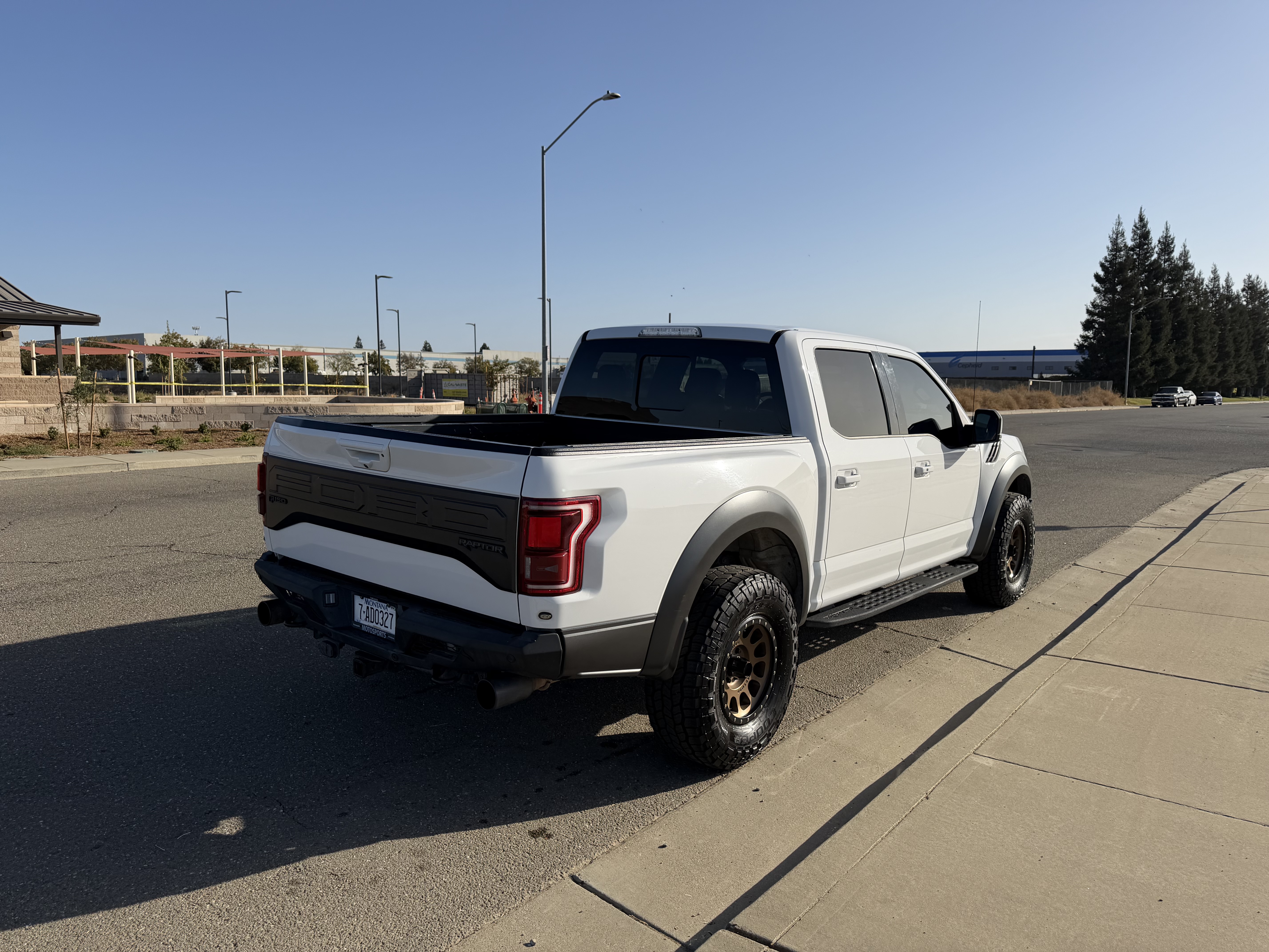 Used 2018 Ford F150 Raptor w/ Equipment Group 802A Luxury AWD/4WD image 10