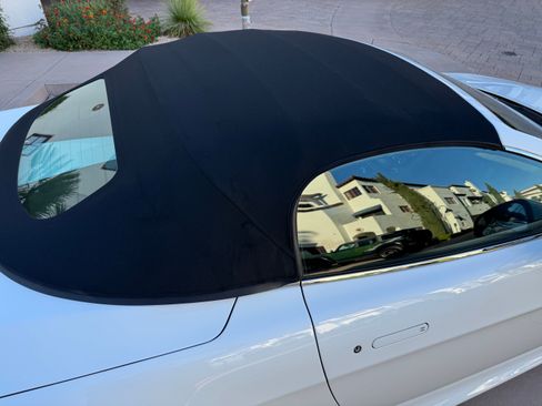 Used 2013 Aston Martin V8 Vantage Roadster image 15