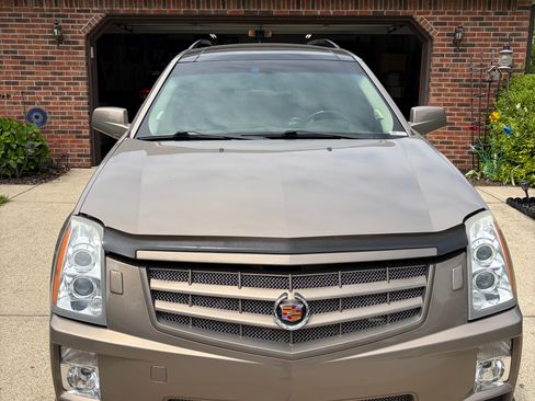 Used 2008 Cadillac SRX w/ Utility Package AWD/4WD image 24