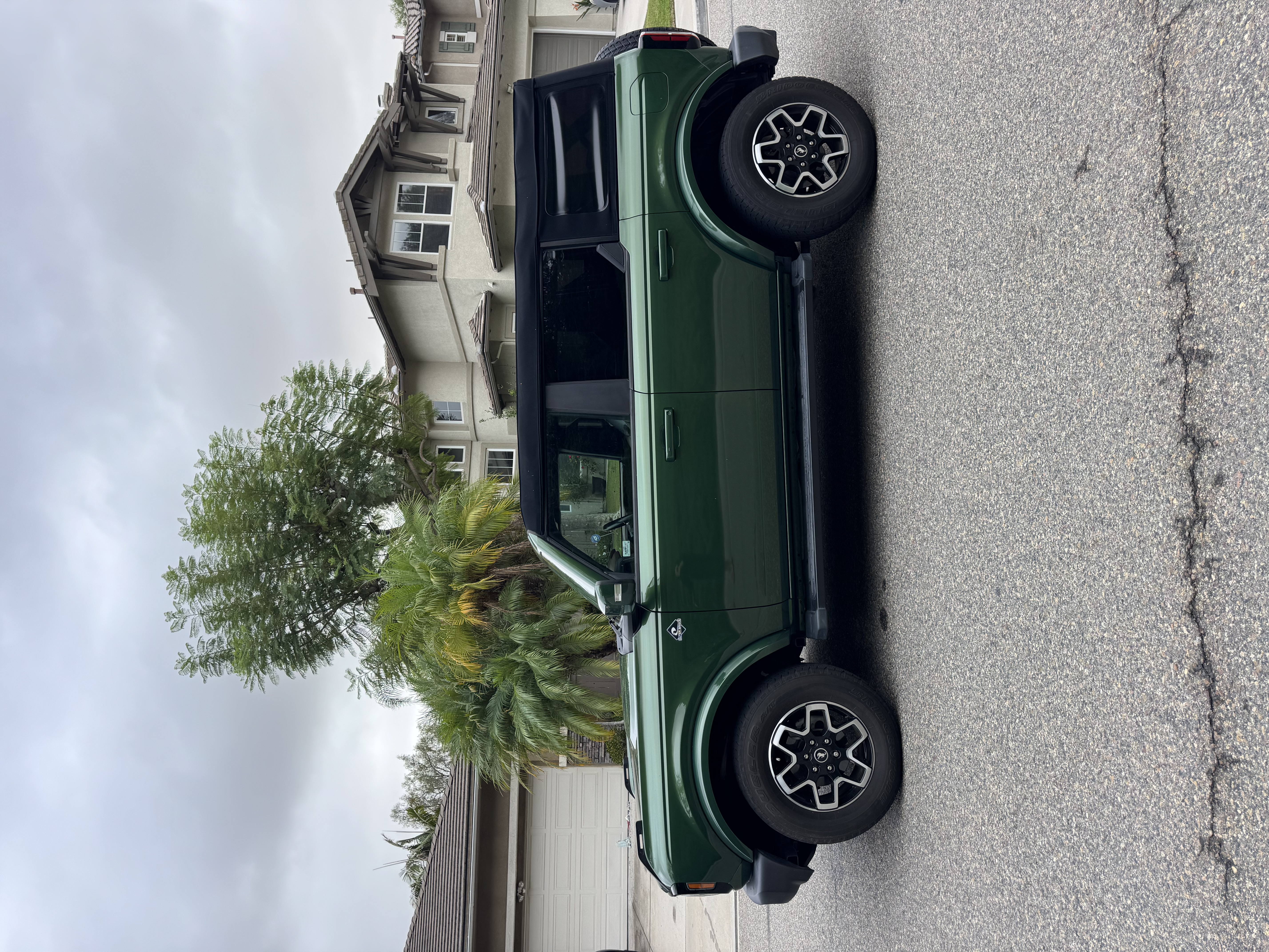 Used 2024 Ford Bronco Outer Banks AWD/4WD image 8