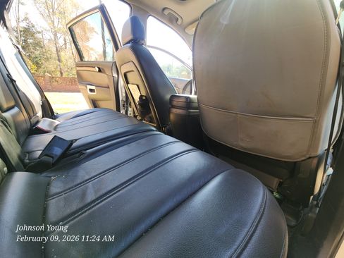 Used 2014 Chevrolet Captiva Sport LTZ image 9