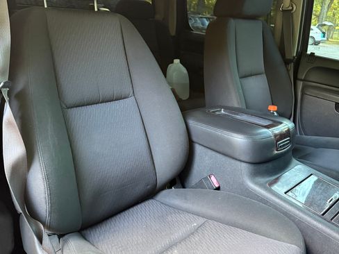 Used 2012 GMC Sierra 3500 SLE w/ SLE Preferred Package image 9