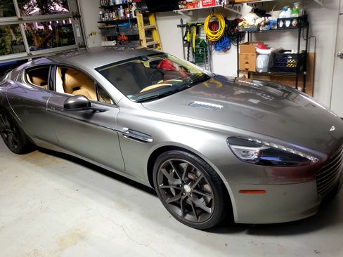 Used 2014 Aston Martin Rapide S image 9