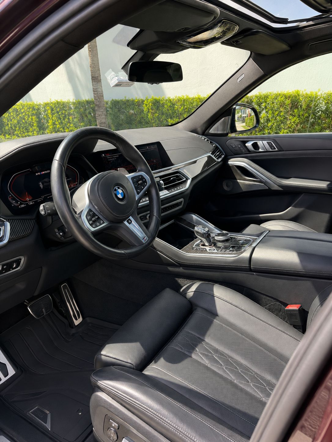 Used 2023 BMW X6 M50i w/ Executive Package AWD/4WD image 5