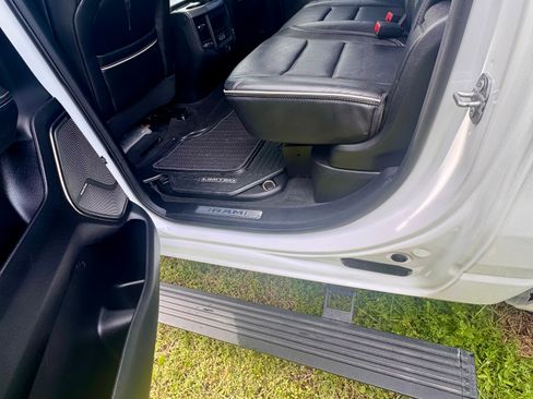 Used 2021 RAM 1500 Limited w/ Night Edition AWD/4WD image 15