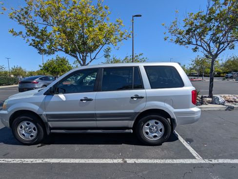Used 2005 Honda Pilot LX image 6