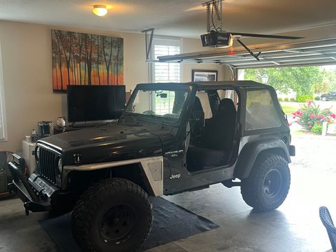 Used 1999 Jeep Wrangler Sahara image 14