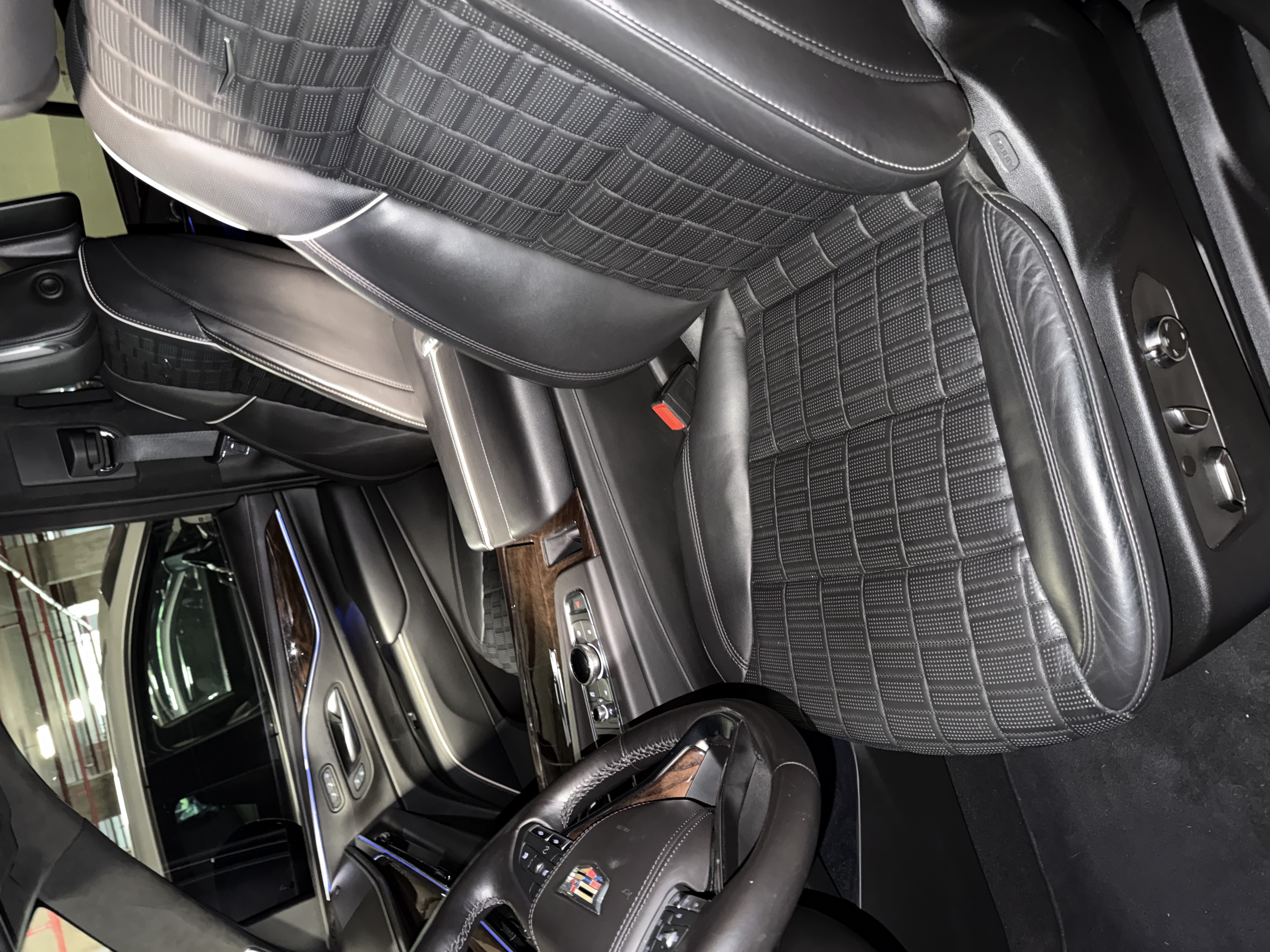 Used 2022 Cadillac Escalade Sport Platinum w/ Heavy-Duty Trailer Package AWD/4WD image 20
