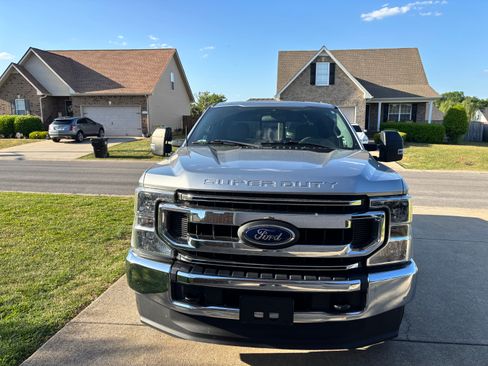 Used 2020 Ford F250 XL w/ STX Appearance Package image 5