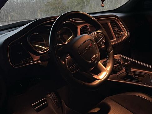 Used 2020 Dodge Challenger R/T Scat Pack image 8