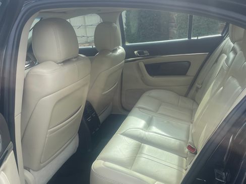 Used 2014 Lincoln MKS AWD w/ Equipment Group 101A image 6