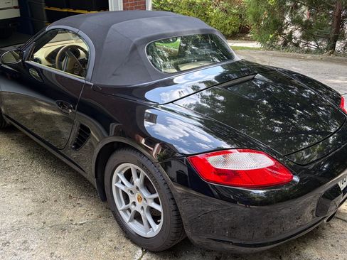 Used 2007 Porsche Boxster RWD image 9