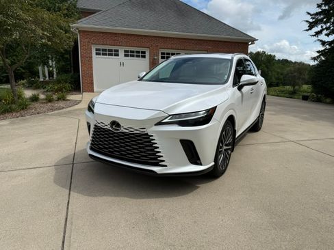 Used 2024 Lexus RX 350 Premium Plus w/ Convenience Package AWD/4WD image 2