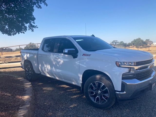 Used 2021 Chevrolet Silverado 1500 LT w/ All Star Edition Plus AWD/4WD image 3