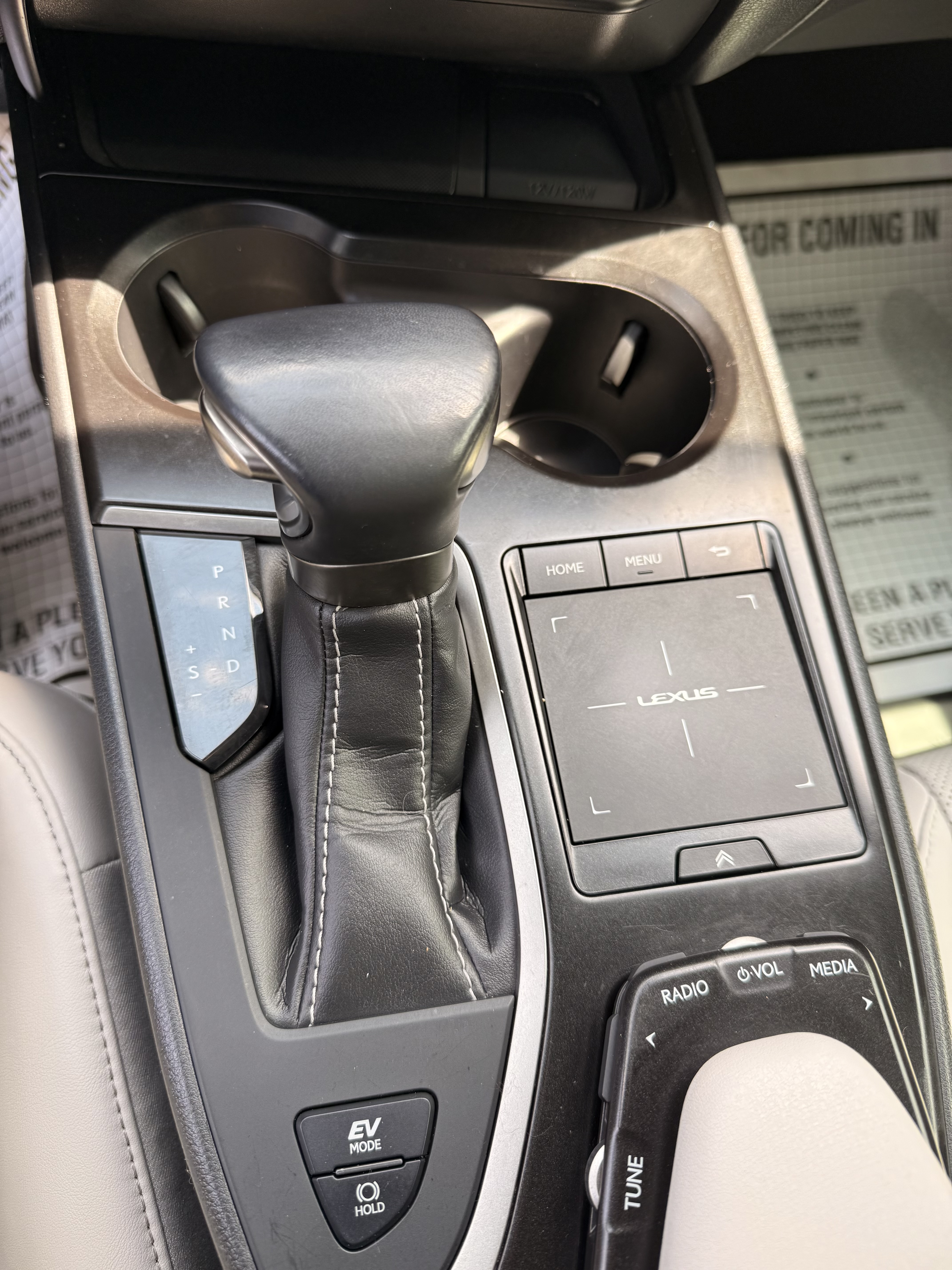 Used 2020 Lexus UX 250h w/ Premium Package AWD/4WD image 12